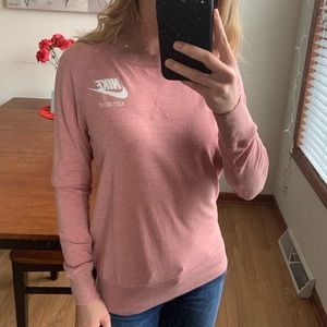 NWOT Nike long sleeve